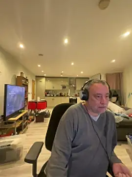 LondonTeffy online show from February 23, 9:49 pm