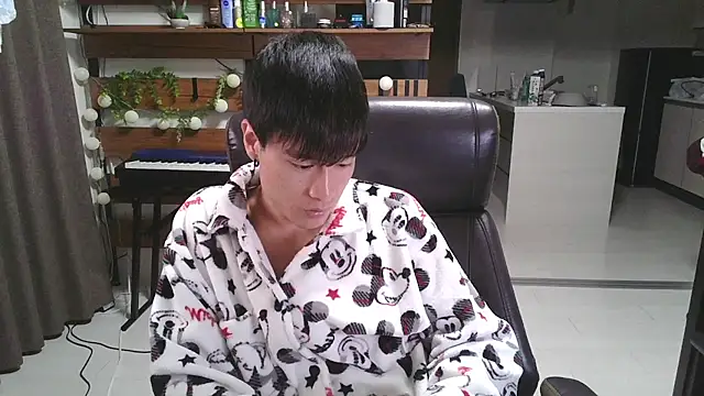 Snapshot of IroManager chatting on October 24, 12:51 pm IroManager online show from October 24, 12:51 pm
