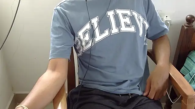 The SHY uncut online show from April 4, 5:48 am