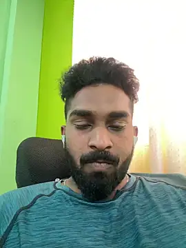 Handsomehunk 4U online show from December 6, 9:32 am