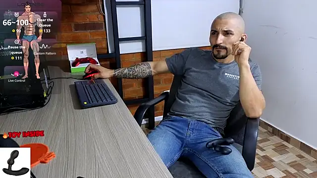 Marck Muscle online show from December 16, 2:29 am