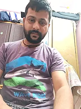 GlassBarge9 online show from February 1, 12:48 pm