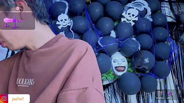 Levii Ackermann online show from October 28, 2:19 pm