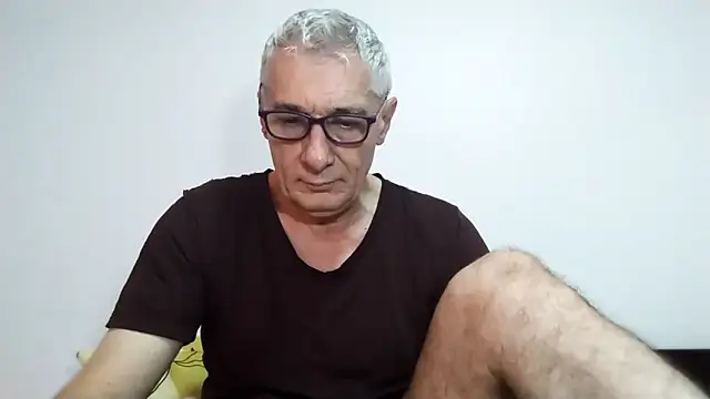 BIGUNCUTHARDCOCK online show from March 5, 1:02 am