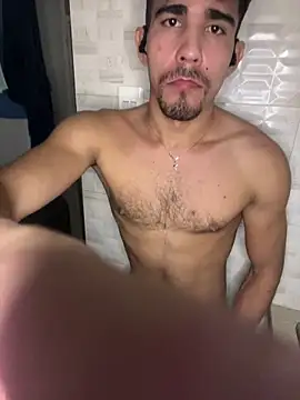 rich212002 online show from December 11, 3:47 am