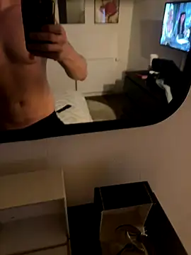 Guitccch online show from September 20, 9:15 pm