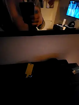 Guitccch online show from November 22, 5:40 am