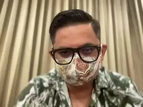 Snapshot of slavekinky001 chatting on March 22, 6:58 pm slavekinky001 online show from March 22, 6:58 pm