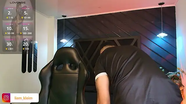 Liam Kleiin online show from February 24, 11:33 am