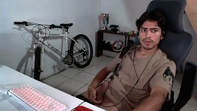 Thieves9 online show from October 2, 6:45 pm