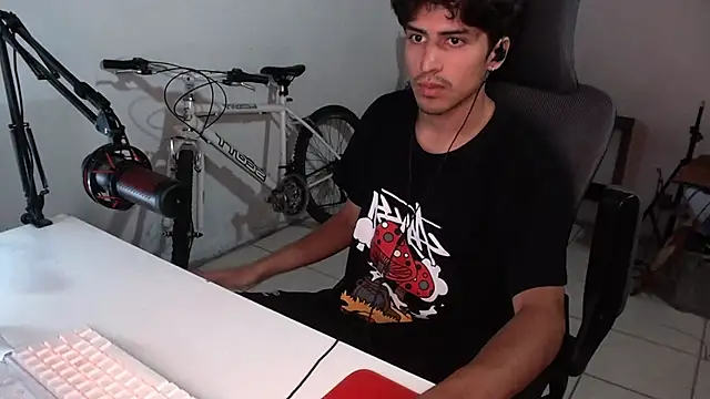 Thieves9 online show from October 9, 3:44 am