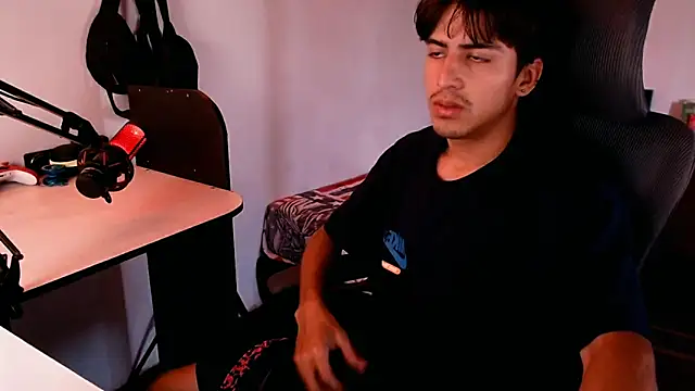 Thieves9 online show from January 12, 4:50 pm