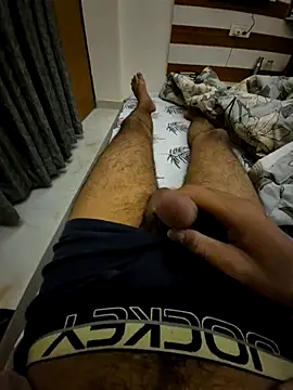 hot boy 0 0 online show from October 27, 4:42 pm