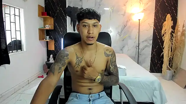 slim master12 online show from June 3, 9:09 pm