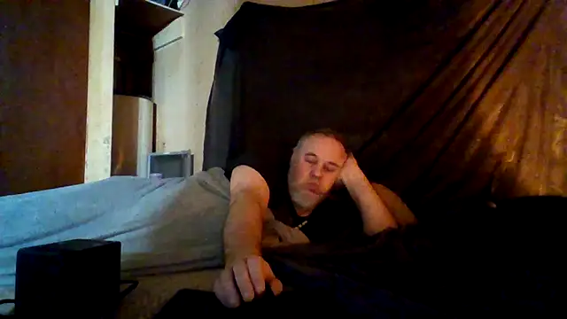 Nightshade7712 online show from February 13, 1:23 am