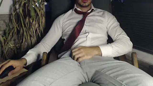 Naughtb0y online show from March 18, 10:37 pm