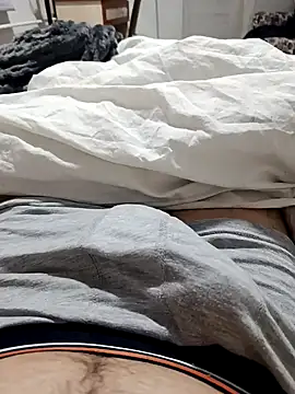 Snapshot of serkanhrc chatting on October 18, 9:20 pm serkanhrc online show from October 18, 9:20 pm