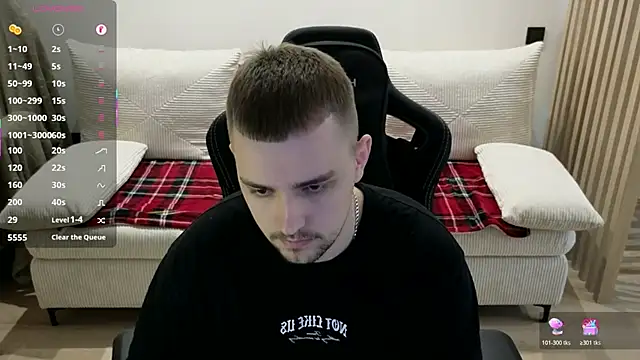 Larstar01 online show from February 8, 4:44 pm