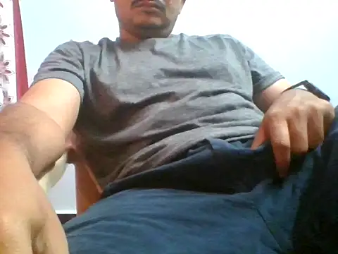 naughtymike0007 online show from March 26, 10:47 pm