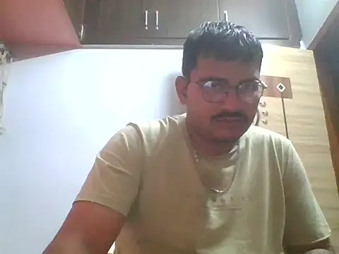 naughtymike0007 online show from March 3, 6:15 pm