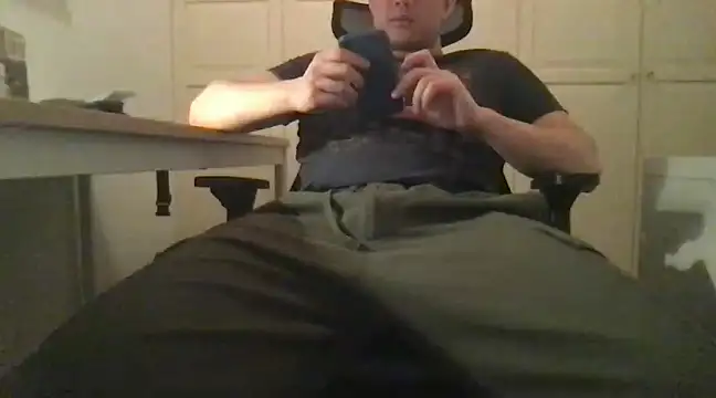 jungcock3210 online show from January 19, 4:46 pm