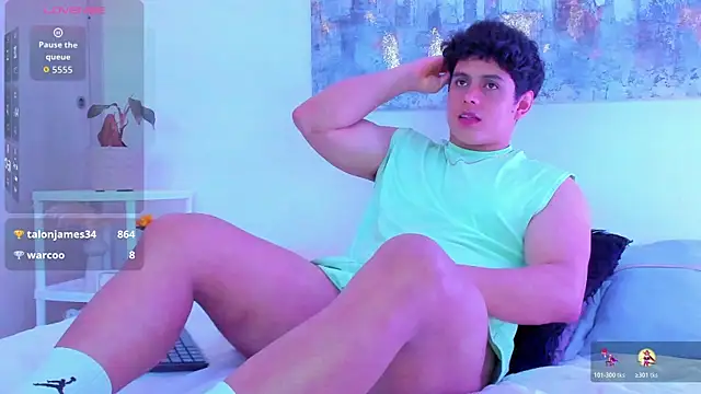 arminjones1 online show from December 23, 9:51 am