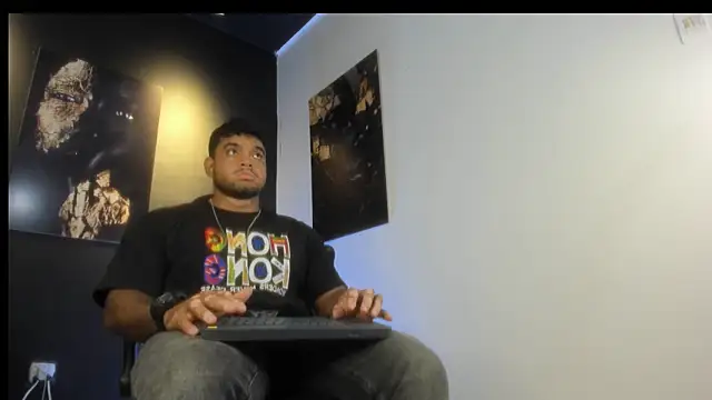 Big furry bear13 online show from October 26, 9:39 pm