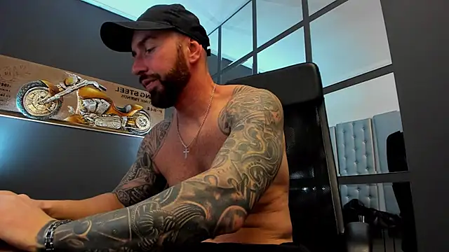 AronGrant online show from December 30, 8:10 am