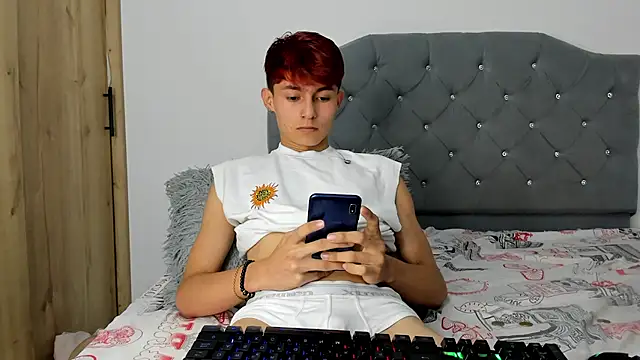 benavides anthony online show from February 25, 11:33 pm