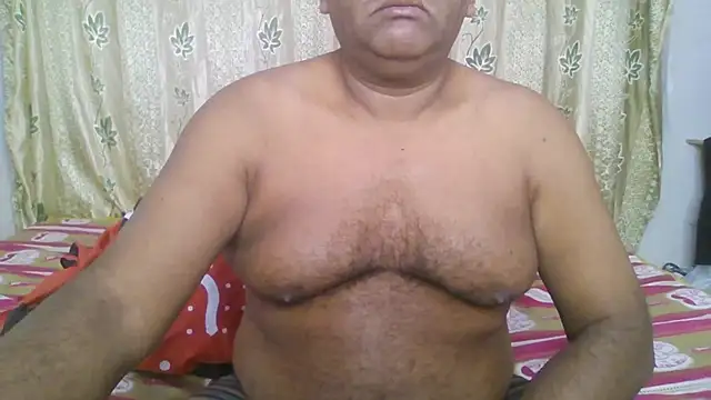 Beargryzzly online show from December 10, 3:08 am