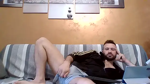 gilera250s online show from December 8, 8:30 am