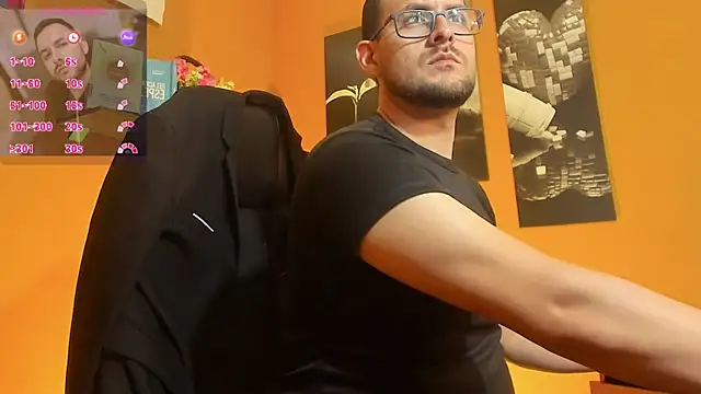 Jerry hot1 online show from October 31, 12:52 pm