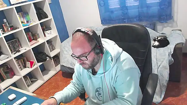 ravingr4d4 online show from January 14, 11:26 am