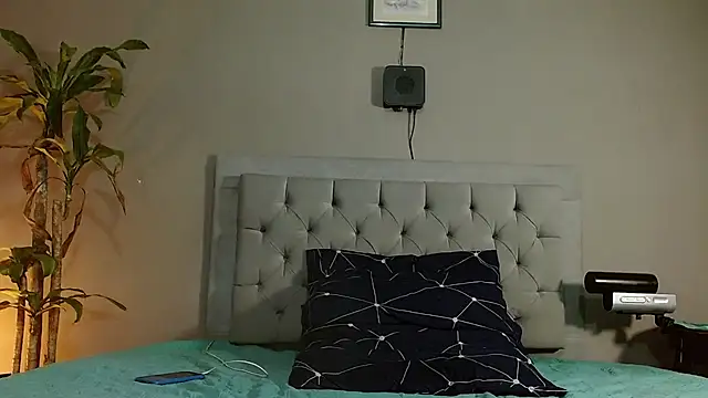 Mr WhiteCock online show from December 21, 2:09 am