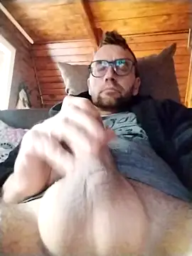 tomee83 online show from November 16, 6:37 am