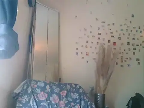 Snapshot of DaddyQuimHot chatting on February 15, 2:11 pm DaddyQuimHot online show from February 15, 2:11 pm