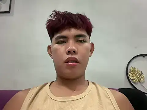 hoenika online show from March 26, 9:24 am