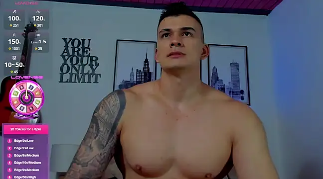 Snapshot of seancarreraa chatting on February 22, 4:37 pm seancarreraa online show from February 22, 4:37 pm