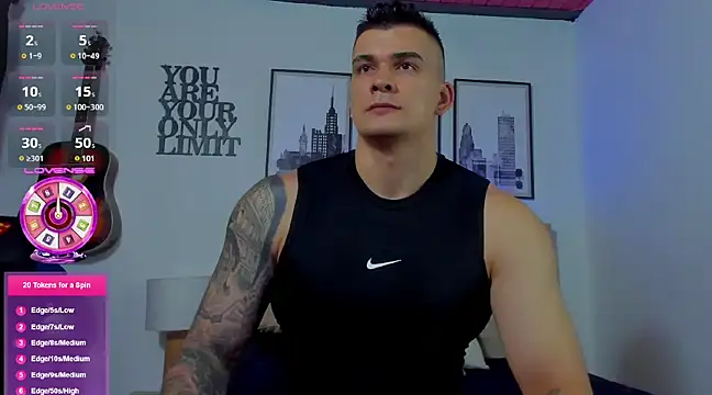 Snapshot of seancarreraa chatting on March 17, 9:46 pm seancarreraa online show from March 17, 9:46 pm