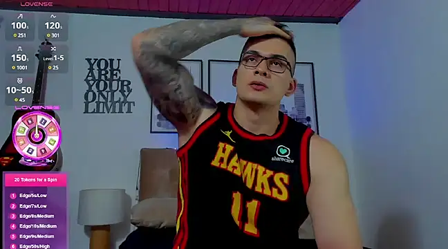 Snapshot of seancarreraa chatting on March 21, 11:01 pm seancarreraa online show from March 21, 11:01 pm