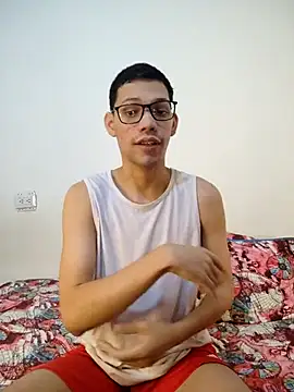 Diego-Monsalve online show from December 14, 9:33 pm