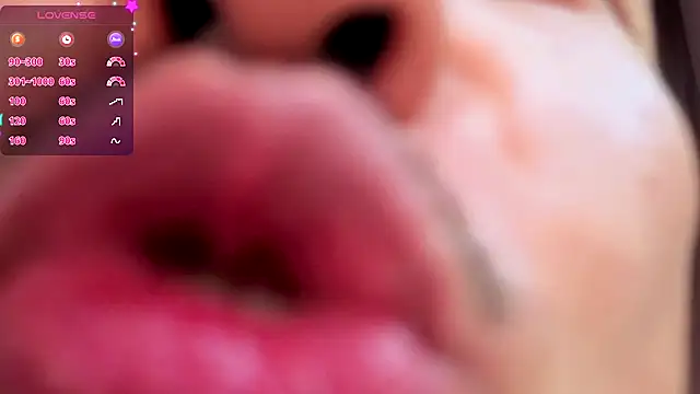 HARU-outdoor-x online show from November 12, 2:23 pm