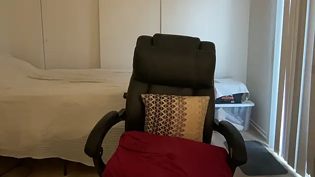 Drummajor online show from December 22, 4:59 pm