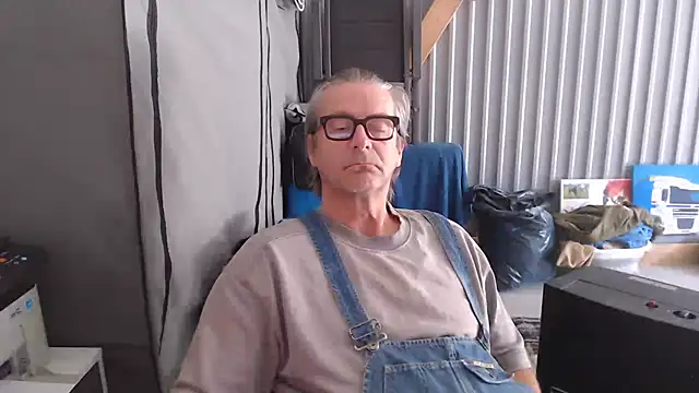 DW-Swen69 online show from April 7, 9:42 am