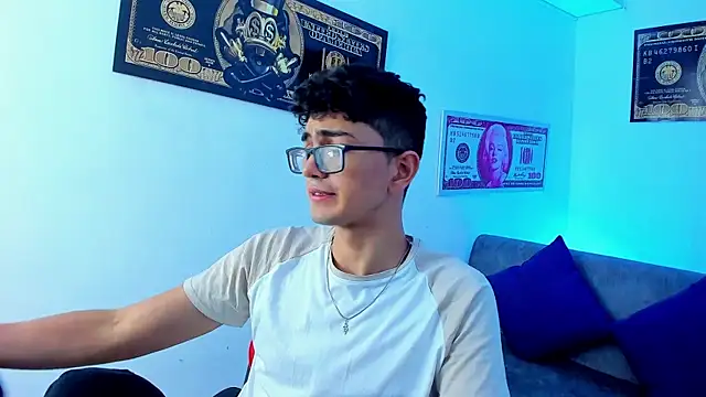 TylerWhite  online show from January 21, 2:55 am