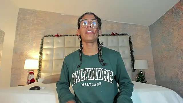 Maxim-Walker online show from January 7, 3:22 am