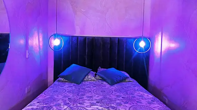 Maxim-Walker online show from November 24, 3:29 am