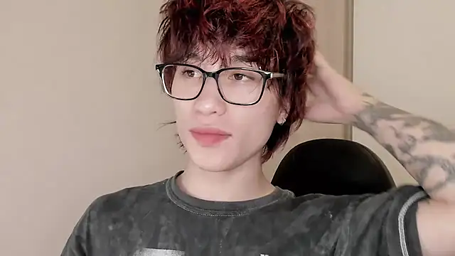 liamelf online show from February 11, 5:23 am