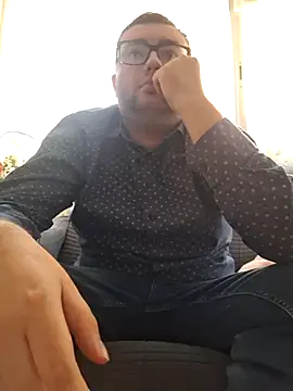 Javier bear online show from November 11, 2:11 pm