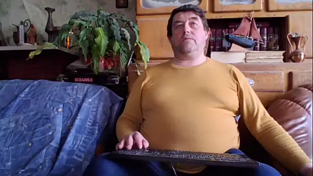 sympatrique online show from March 8, 5:06 pm